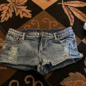 Forever 21 Distressed Button Fly jean Shorts size 28